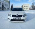Белый Шкода Октавия, объемом двигателя 1.8 л и пробегом 230 тыс. км за 7700 $, фото 1 на Automoto.ua
