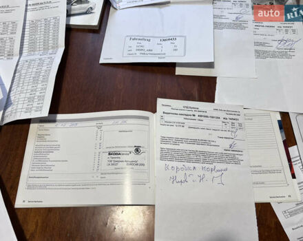 Білий Шкода Октавія, об'ємом двигуна 1.97 л та пробігом 348 тис. км за 14000 $, фото 56 на Automoto.ua