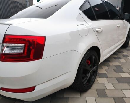 Белый Шкода Октавия, объемом двигателя 1.6 л и пробегом 250 тыс. км за 11499 $, фото 3 на Automoto.ua