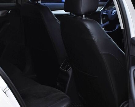 Белый Шкода Октавия, объемом двигателя 1.4 л и пробегом 255 тыс. км за 9950 $, фото 14 на Automoto.ua