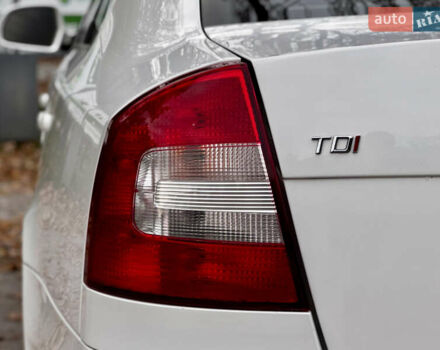 Шкода Октавія 2013 у Вінниці на Automoto.ua Білий Шкода Октавія, об'ємом двигуна 2 л та пробігом 223 тис. км за 10600 $, фото 16 на Automoto.ua