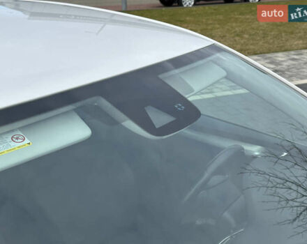 Белый Шкода Октавия, объемом двигателя 1.6 л и пробегом 227 тыс. км за 11800 $, фото 14 на Automoto.ua