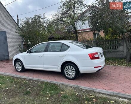 Белый Шкода Октавия, объемом двигателя 1.4 л и пробегом 72 тыс. км за 11999 $, фото 3 на Automoto.ua