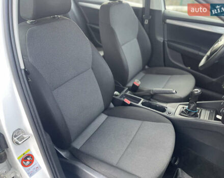 Білий Шкода Октавія, об'ємом двигуна 1.2 л та пробігом 117 тис. км за 8900 $, фото 12 на Automoto.ua