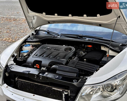 Шкода Октавія 2013 у Вінниці на Automoto.ua Білий Шкода Октавія, об'ємом двигуна 2 л та пробігом 223 тис. км за 10600 $, фото 61 на Automoto.ua