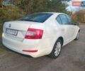 Белый Шкода Октавия, объемом двигателя 1.6 л и пробегом 218 тыс. км за 9700 $, фото 1 на Automoto.ua