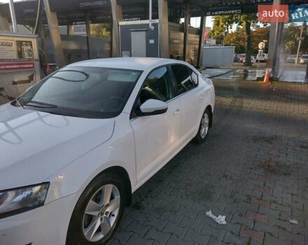 Білий Шкода Октавія, об'ємом двигуна 1.97 л та пробігом 218 тис. км за 10500 $, фото 1 на Automoto.ua
