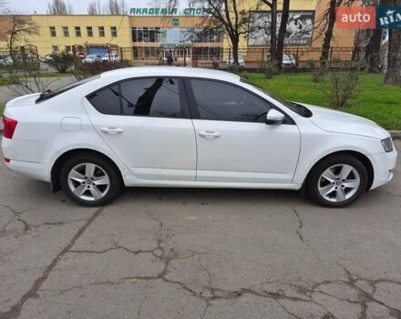 Білий Шкода Октавія, об'ємом двигуна 1.8 л та пробігом 250 тис. км за 9999 $, фото 4 на Automoto.ua