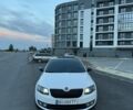 Белый Шкода Октавия, объемом двигателя 1.97 л и пробегом 325 тыс. км за 11500 $, фото 1 на Automoto.ua