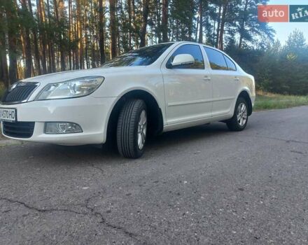 Белый Шкода Октавия, объемом двигателя 1.8 л и пробегом 150 тыс. км за 9000 $, фото 17 на Automoto.ua