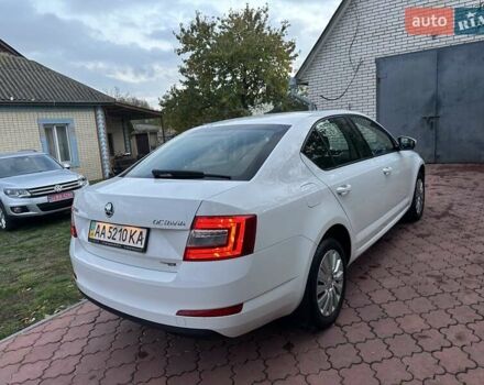 Белый Шкода Октавия, объемом двигателя 1.4 л и пробегом 72 тыс. км за 11999 $, фото 41 на Automoto.ua