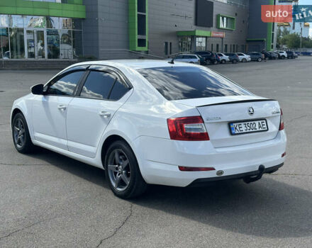 Білий Шкода Октавія, об'ємом двигуна 1.6 л та пробігом 243 тис. км за 9500 $, фото 10 на Automoto.ua