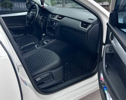 Белый Шкода Октавия, объемом двигателя 1.4 л и пробегом 206 тыс. км за 10600 $, фото 11 на Automoto.ua