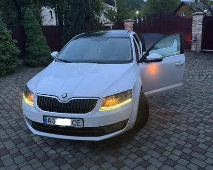 Білий Шкода Октавія, об'ємом двигуна 1.6 л та пробігом 171 тис. км за 11000 $, фото 17 на Automoto.ua