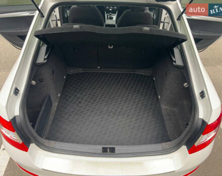 Белый Шкода Октавия, объемом двигателя 1.8 л и пробегом 217 тыс. км за 10000 $, фото 19 на Automoto.ua