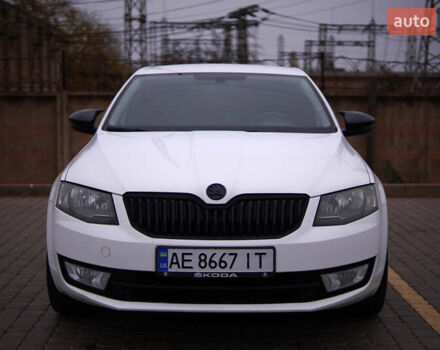 Белый Шкода Октавия, объемом двигателя 1.4 л и пробегом 254 тыс. км за 10500 $, фото 1 на Automoto.ua