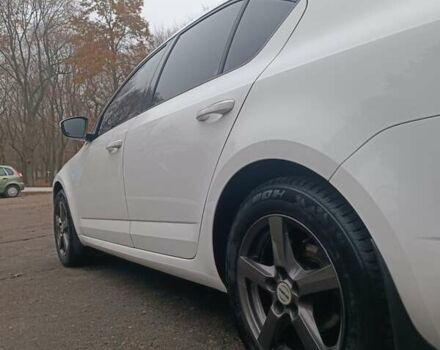 Белый Шкода Октавия, объемом двигателя 1.4 л и пробегом 156 тыс. км за 12200 $, фото 7 на Automoto.ua