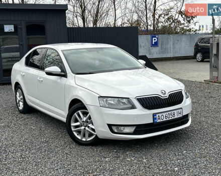Білий Шкода Октавія, об'ємом двигуна 1.6 л та пробігом 275 тис. км за 8999 $, фото 2 на Automoto.ua