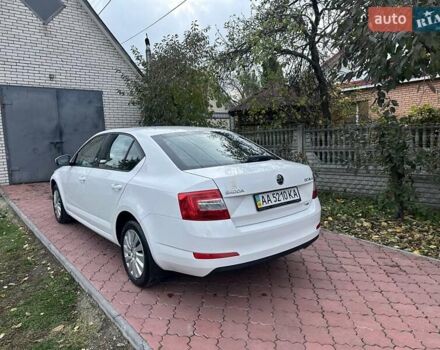 Белый Шкода Октавия, объемом двигателя 1.4 л и пробегом 72 тыс. км за 11999 $, фото 4 на Automoto.ua
