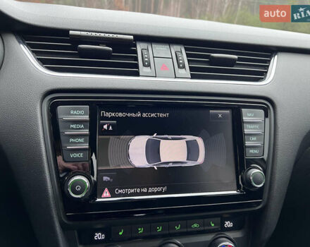 Білий Шкода Октавія, об'ємом двигуна 1.97 л та пробігом 348 тис. км за 14000 $, фото 51 на Automoto.ua