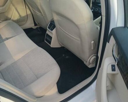 Белый Шкода Октавия, объемом двигателя 1.6 л и пробегом 218 тыс. км за 9700 $, фото 8 на Automoto.ua