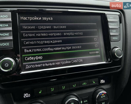 Білий Шкода Октавія, об'ємом двигуна 1.97 л та пробігом 348 тис. км за 14000 $, фото 52 на Automoto.ua
