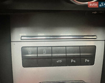 Білий Шкода Октавія, об'ємом двигуна 1.97 л та пробігом 295 тис. км за 12700 $, фото 32 на Automoto.ua