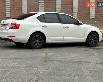 Білий Шкода Октавія, об'ємом двигуна 1.97 л та пробігом 295 тис. км за 12700 $, фото 16 на Automoto.ua