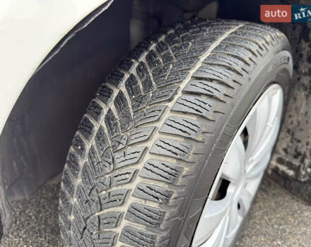 Білий Шкода Октавія, об'ємом двигуна 1.4 л та пробігом 194 тис. км за 8800 $, фото 7 на Automoto.ua