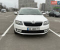 Белый Шкода Октавия, объемом двигателя 1.4 л и пробегом 174 тыс. км за 10200 $, фото 2 на Automoto.ua