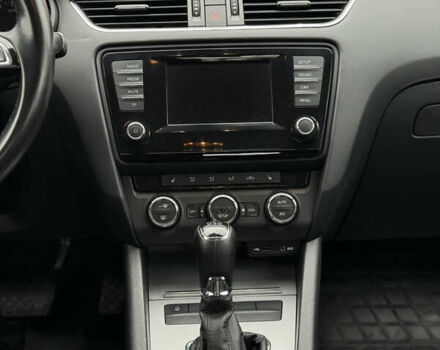 Белый Шкода Октавия, объемом двигателя 1.4 л и пробегом 181 тыс. км за 10200 $, фото 12 на Automoto.ua