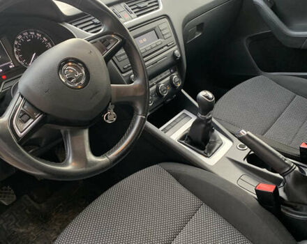 Білий Шкода Октавія, об'ємом двигуна 1.39 л та пробігом 280 тис. км за 7500 $, фото 12 на Automoto.ua