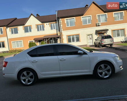 Білий Шкода Октавія, об'ємом двигуна 1.6 л та пробігом 180 тис. км за 11200 $, фото 17 на Automoto.ua