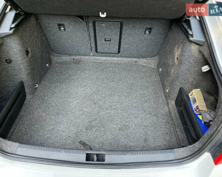 Білий Шкода Октавія, об'ємом двигуна 1.8 л та пробігом 207 тис. км за 8700 $, фото 23 на Automoto.ua