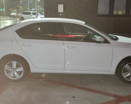 Білий Шкода Октавія, об'ємом двигуна 1.4 л та пробігом 132 тис. км за 11800 $, фото 3 на Automoto.ua