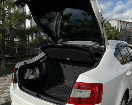 Белый Шкода Октавия, объемом двигателя 1.4 л и пробегом 130 тыс. км за 10000 $, фото 26 на Automoto.ua