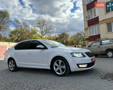 Шкода Октавия 2014 в Каменце-Подольском на Automoto.ua Белый Шкода Октавия, объемом двигателя 1.6 л и пробегом 180 тыс. км за 10800 $, фото 6 на Automoto.ua