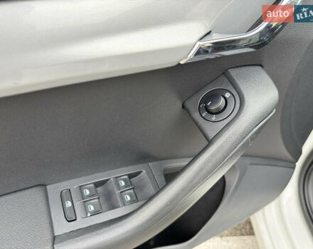 Білий Шкода Октавія, об'ємом двигуна 1.4 л та пробігом 194 тис. км за 8800 $, фото 11 на Automoto.ua