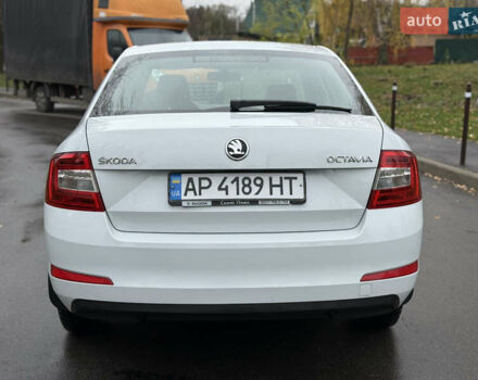 Белый Шкода Октавия, объемом двигателя 1.4 л и пробегом 181 тыс. км за 10200 $, фото 5 на Automoto.ua