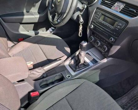 Білий Шкода Октавія, об'ємом двигуна 1.4 л та пробігом 250 тис. км за 9500 $, фото 4 на Automoto.ua