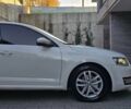Белый Шкода Октавия, объемом двигателя 2 л и пробегом 328 тыс. км за 11499 $, фото 3 на Automoto.ua