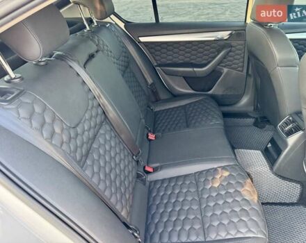 Шкода Октавия 2014 в Днепре (Днепропетровске) на Automoto.ua Белый Шкода Октавия, объемом двигателя 1.8 л и пробегом 230 тыс. км за 12000 $, фото 10 на Automoto.ua