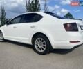 Білий Шкода Октавія, об'ємом двигуна 1.6 л та пробігом 275 тис. км за 9350 $, фото 1 на Automoto.ua