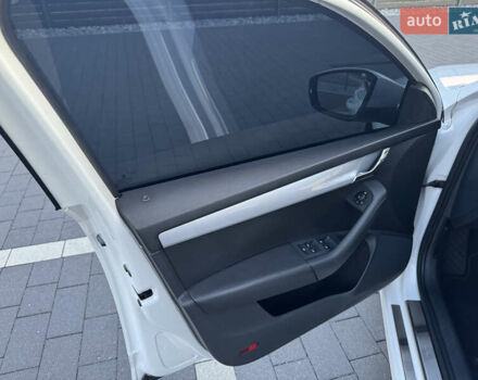 Білий Шкода Октавія, об'ємом двигуна 1.6 л та пробігом 253 тис. км за 9750 $, фото 20 на Automoto.ua