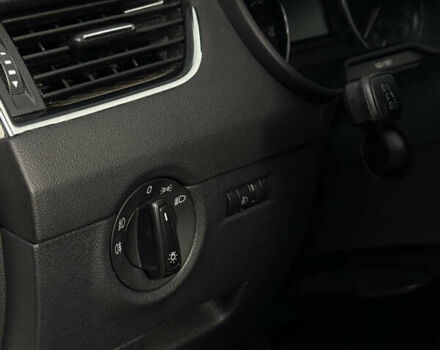 Белый Шкода Октавия, объемом двигателя 1.4 л и пробегом 130 тыс. км за 10000 $, фото 19 на Automoto.ua