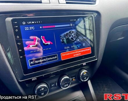 Шкода Октавия 2014 в Кропивницком (Кировограде) на Automoto.ua Белый Шкода Октавия, объемом двигателя 1.8 л и пробегом 97 тыс. км за 11500 $, фото 8 на Automoto.ua