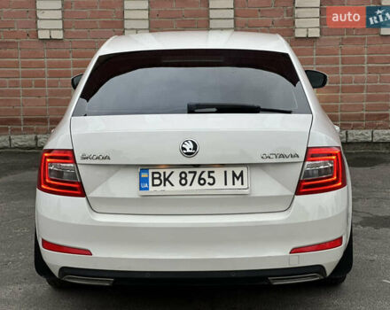 Білий Шкода Октавія, об'ємом двигуна 1.97 л та пробігом 295 тис. км за 12700 $, фото 22 на Automoto.ua