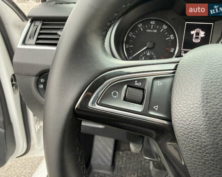 Білий Шкода Октавія, об'ємом двигуна 1.4 л та пробігом 194 тис. км за 8800 $, фото 27 на Automoto.ua