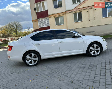 Белый Шкода Октавия, объемом двигателя 1.6 л и пробегом 180 тыс. км за 10700 $, фото 7 на Automoto.ua