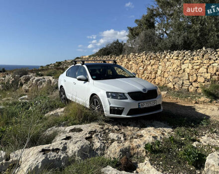 Белый Шкода Октавия, объемом двигателя 1.8 л и пробегом 287 тыс. км за 8500 $, фото 12 на Automoto.ua